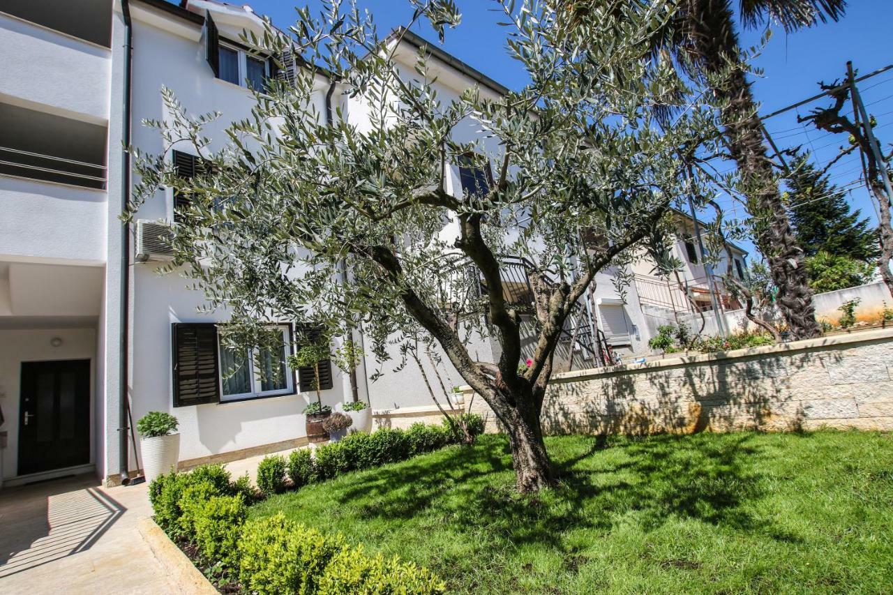 Apartman Mila Lejlighed Poreč Eksteriør billede