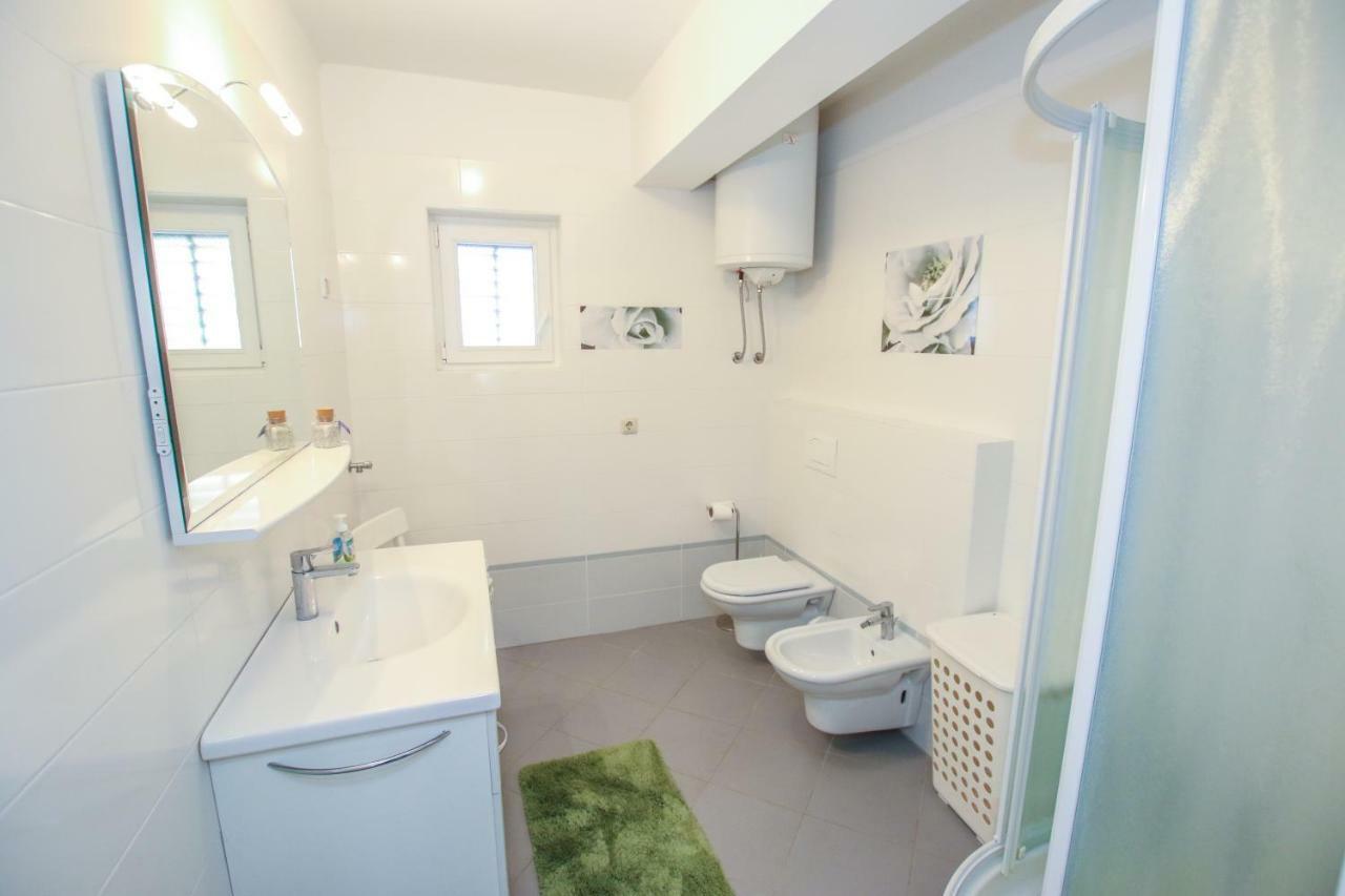 Apartman Mila Lejlighed Poreč Eksteriør billede